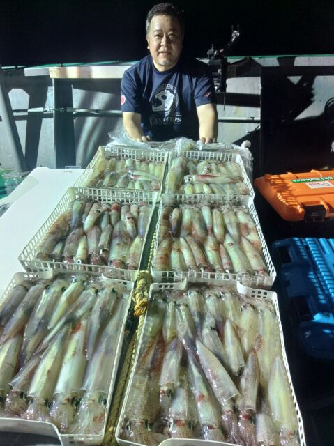 投稿についてもっと詳しく 毎年恒例　イカ釣り