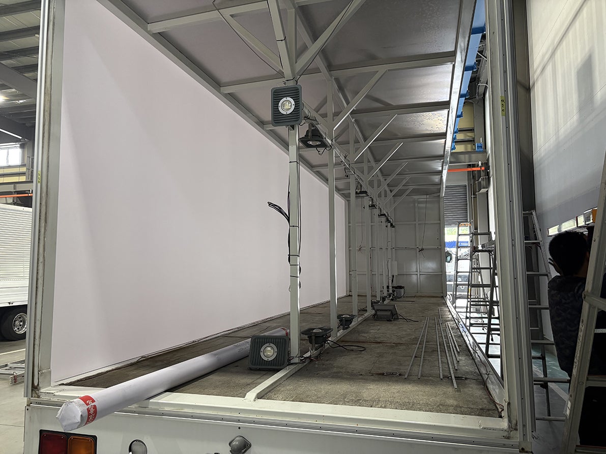 投稿についてもっと詳しく (株)ウシトラ様　車両ラッピング②