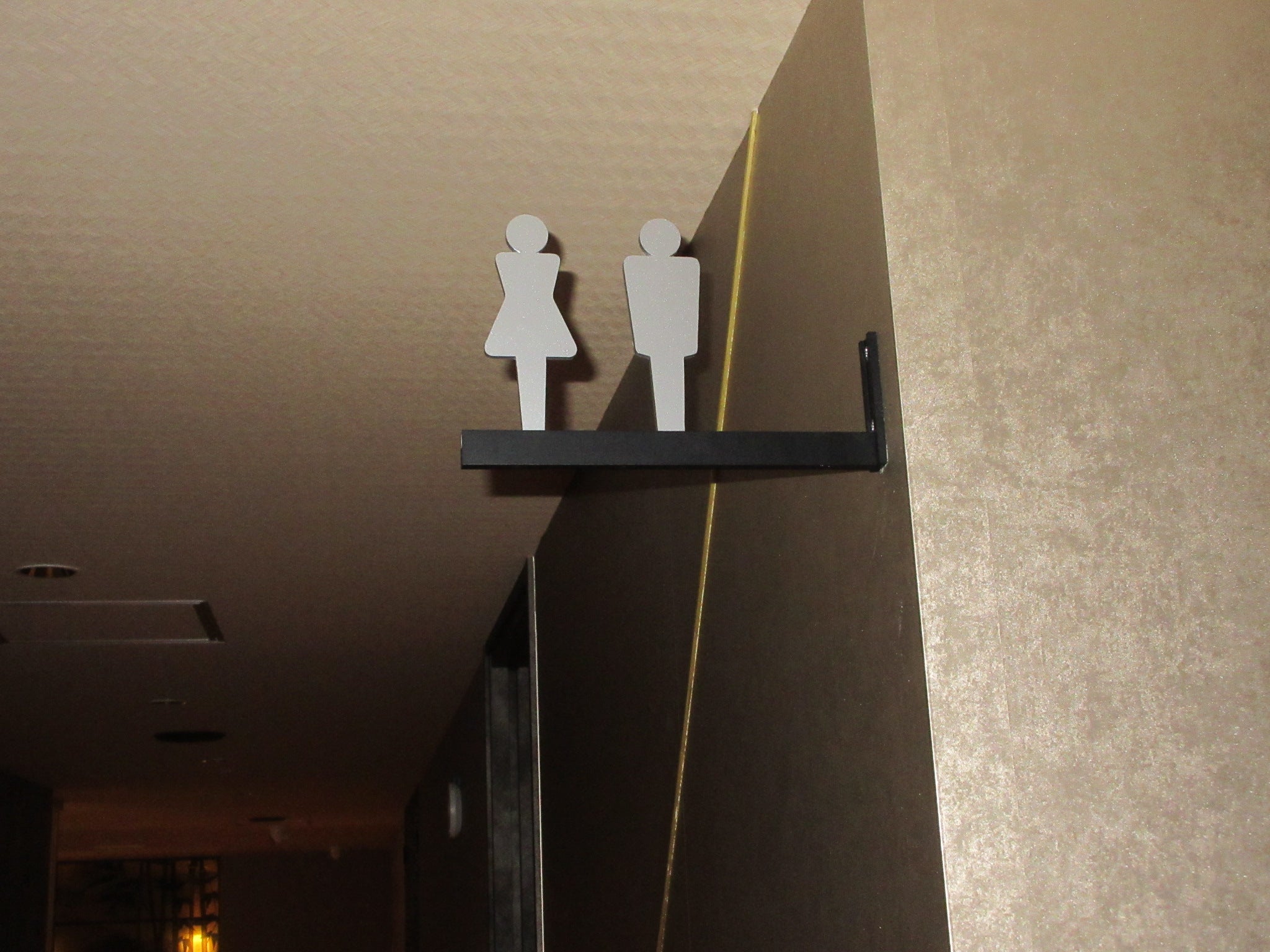 投稿についてもっと詳しく フォーシーズン様　店内サイン