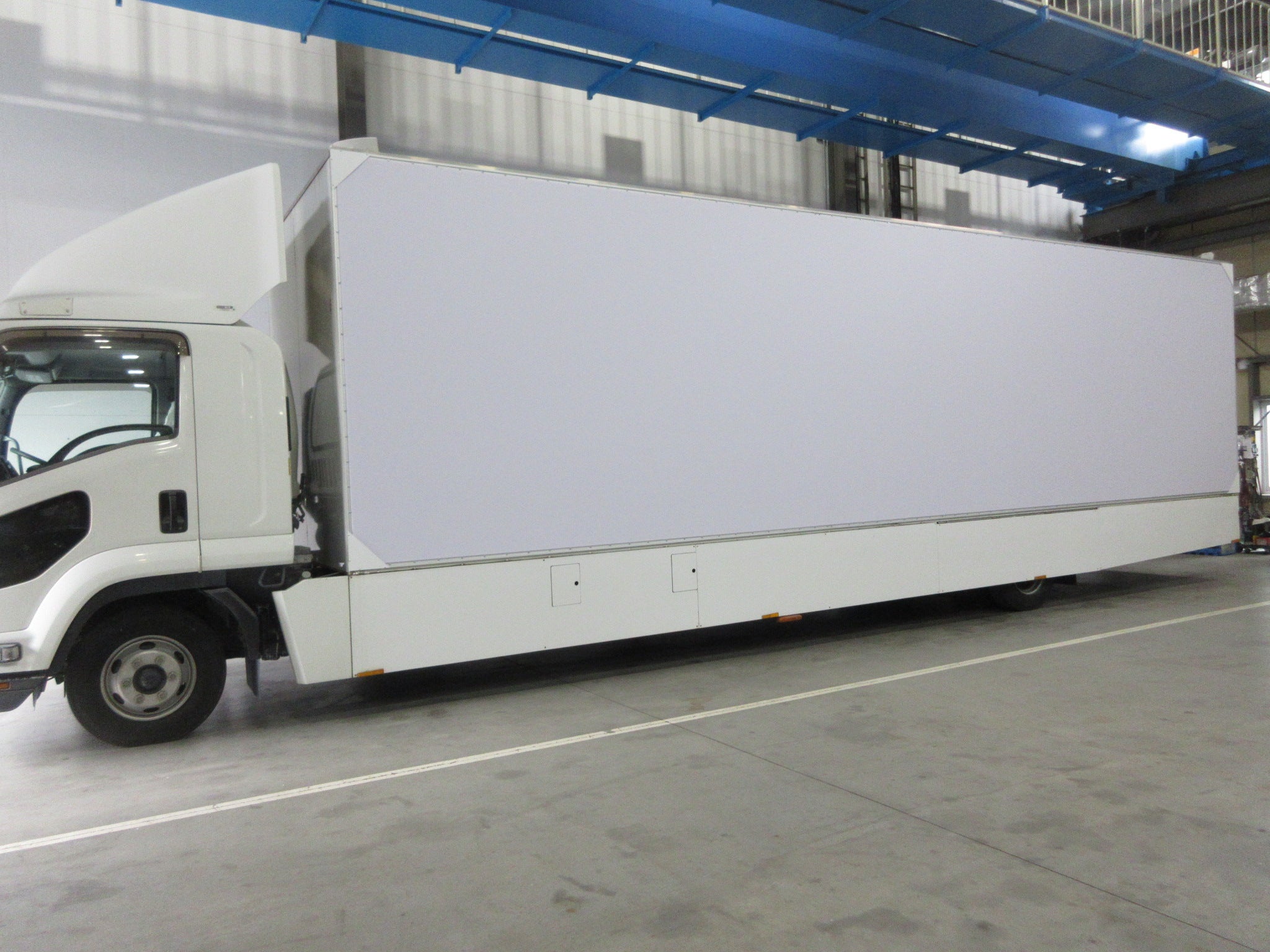 投稿についてもっと詳しく ラッピングカー　FFシート貼り施工